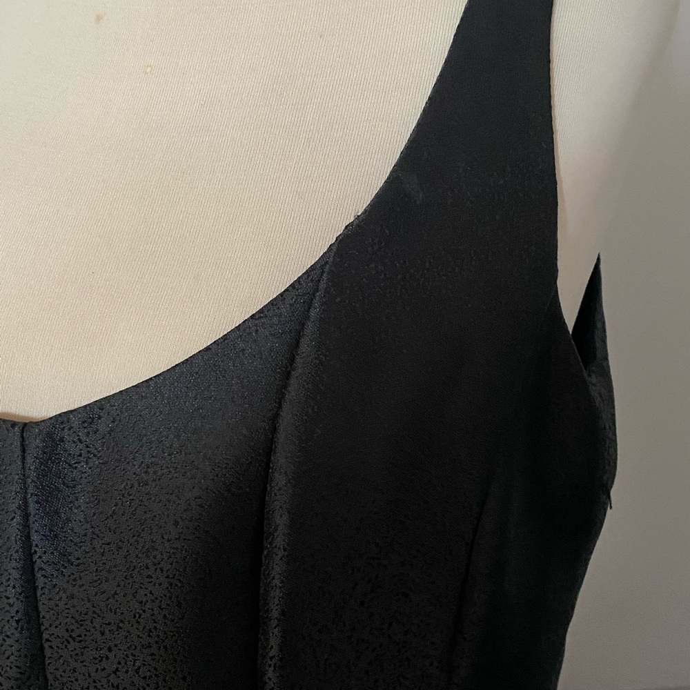 Betsy & Adam High Low Metallic Gown Black Tie - Picture 4 of 8